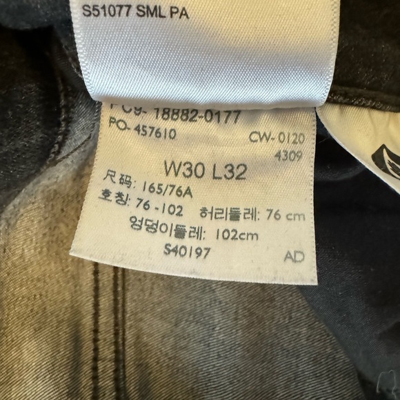 Levi’s 721 High Rise Skinny - Picture 2 of 3